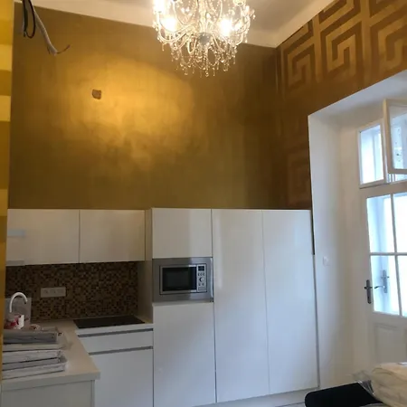 Stephans Basilica Premier